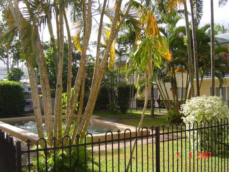 Manoora QLD 4870