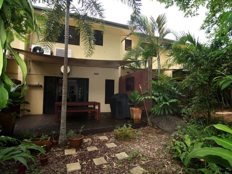 12/11 Stratford Parade, Stratford QLD 4870