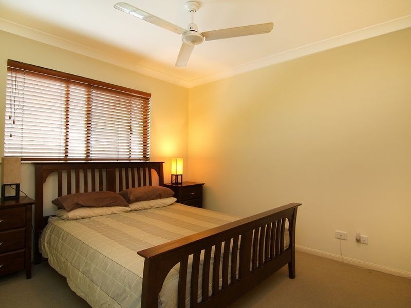 12/11 Stratford Parade, Stratford QLD 4870
