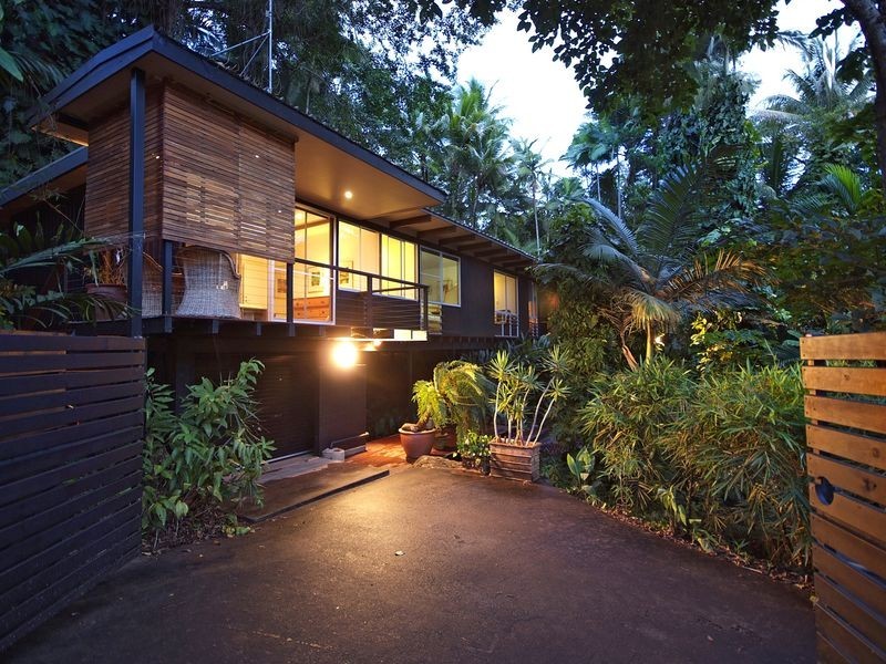 27-29 Bellevue Crescent, Edge Hill QLD 4870