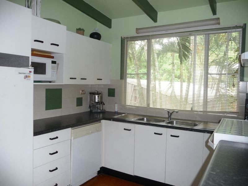 3-5 Johnston Street, Stratford QLD 4870