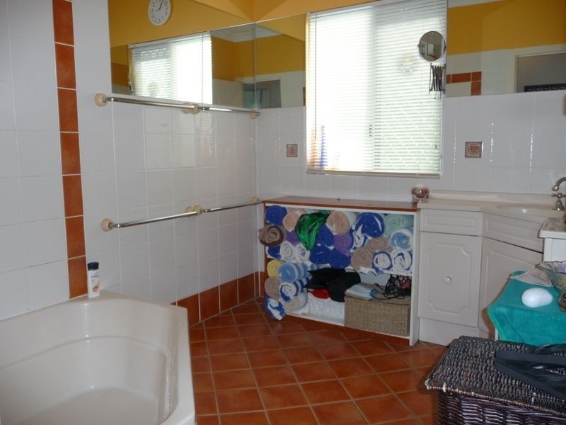 3-5 Johnston Street, Stratford QLD 4870