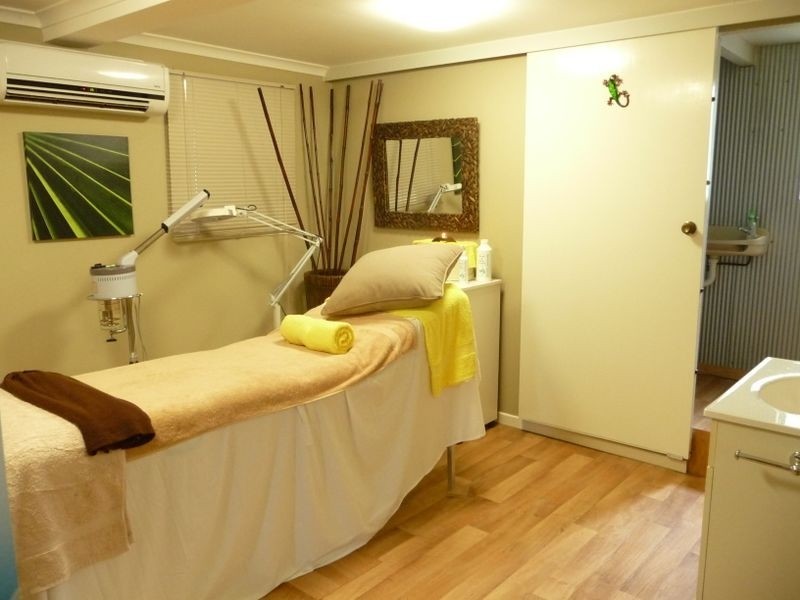 3-5 Johnston Street, Stratford QLD 4870