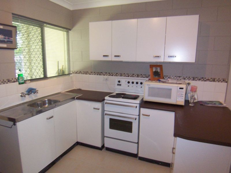 8/120 Greenslopes Street, Edge Hill QLD 4870