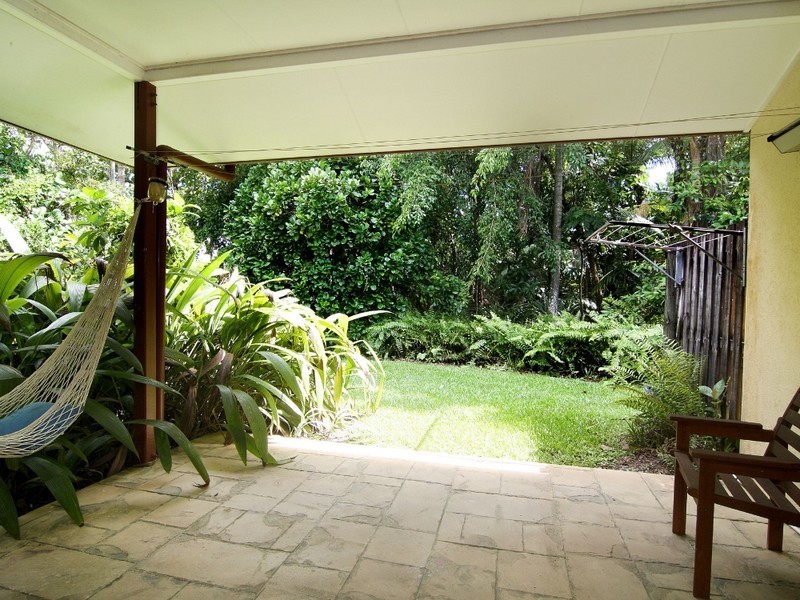 1/1 McGregor Street, Mooroobool QLD 4870