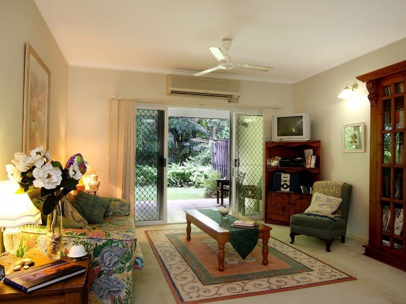 1/1 McGregor Street, Mooroobool QLD 4870