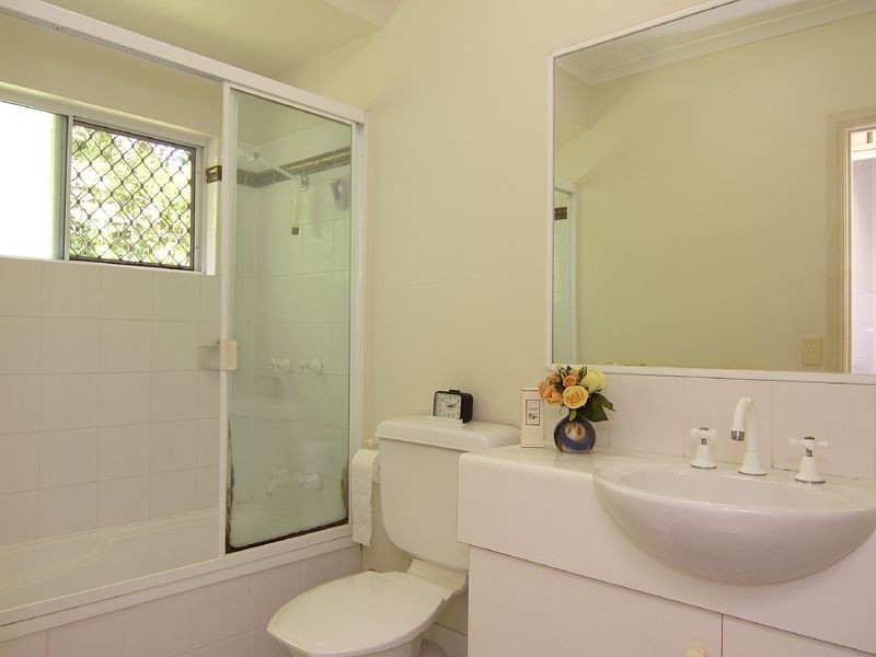 1/1 McGregor Street, Mooroobool QLD 4870