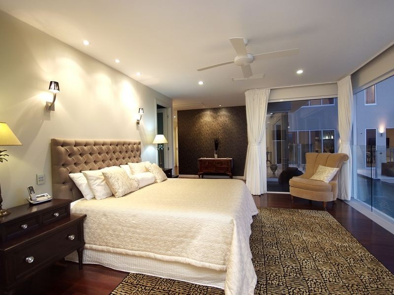 105 Summerhill Drive, Mooroobool QLD 4870