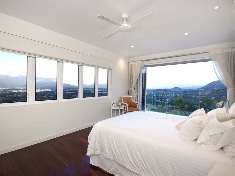 105 Summerhill Drive, Mooroobool QLD 4870