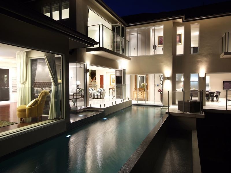 105 Summerhill Drive, Mooroobool QLD 4870