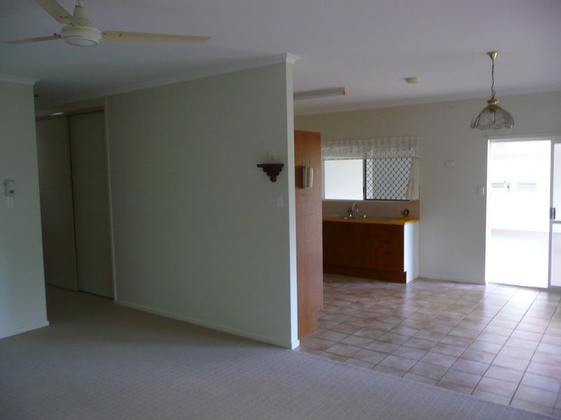 14 Harrison Close, Kanimbla QLD 4870
