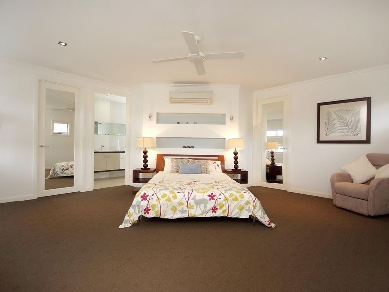 1 Hockey Avenue, Smithfield QLD 4878