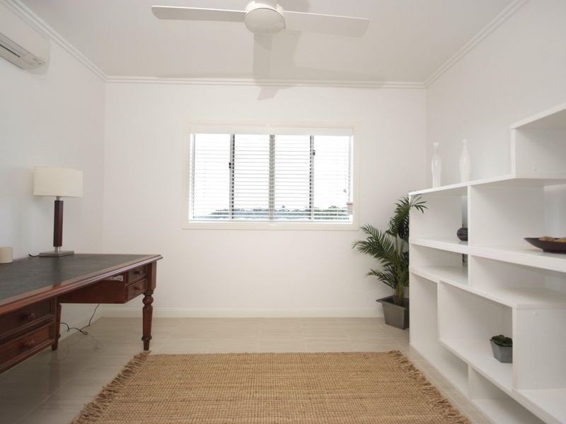 1 Hockey Avenue, Smithfield QLD 4878