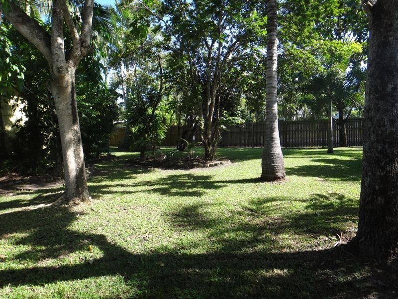 2/38 Ireland Crescent, Whitfield QLD 4870