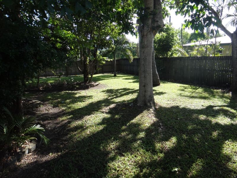 2/38 Ireland Crescent, Whitfield QLD 4870