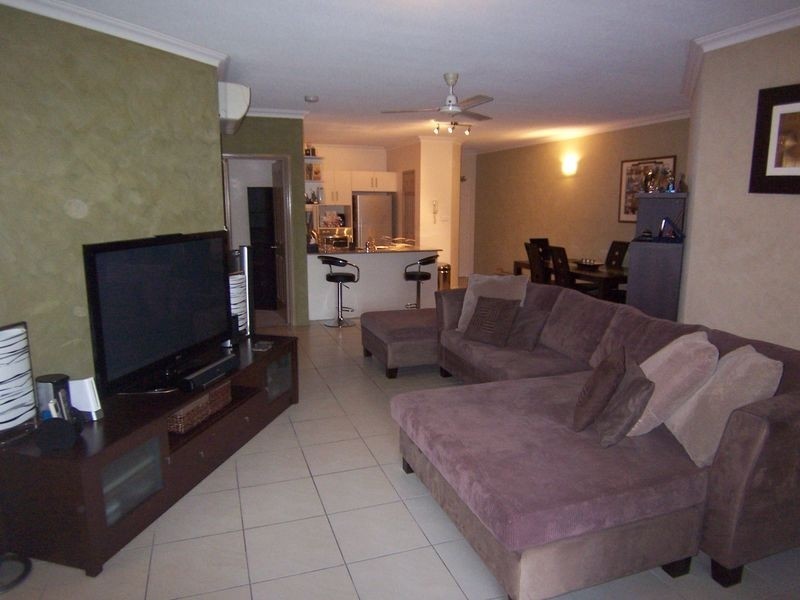 17/210 Grafton Street, Cairns North QLD 4870
