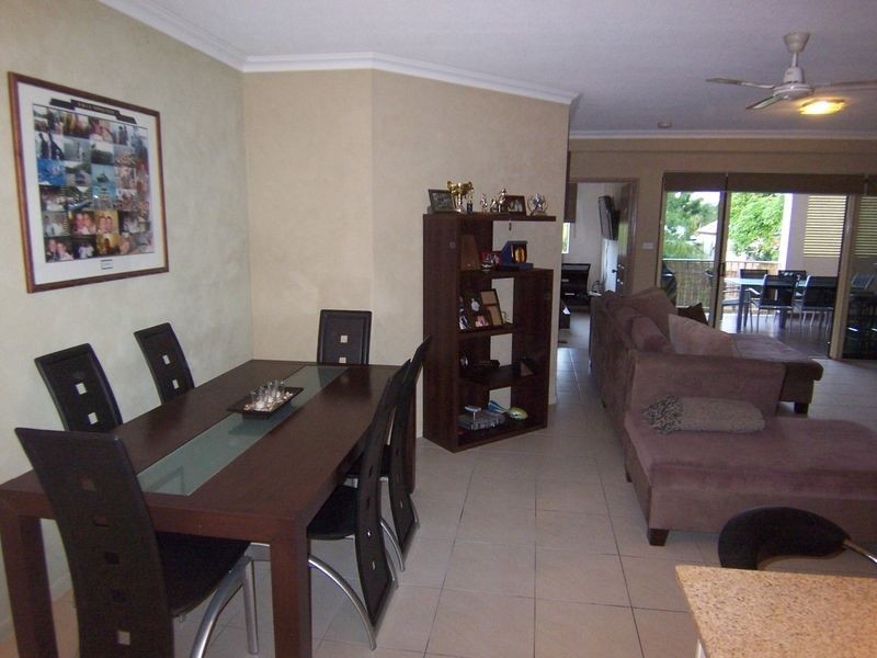 17/210 Grafton Street, Cairns North QLD 4870