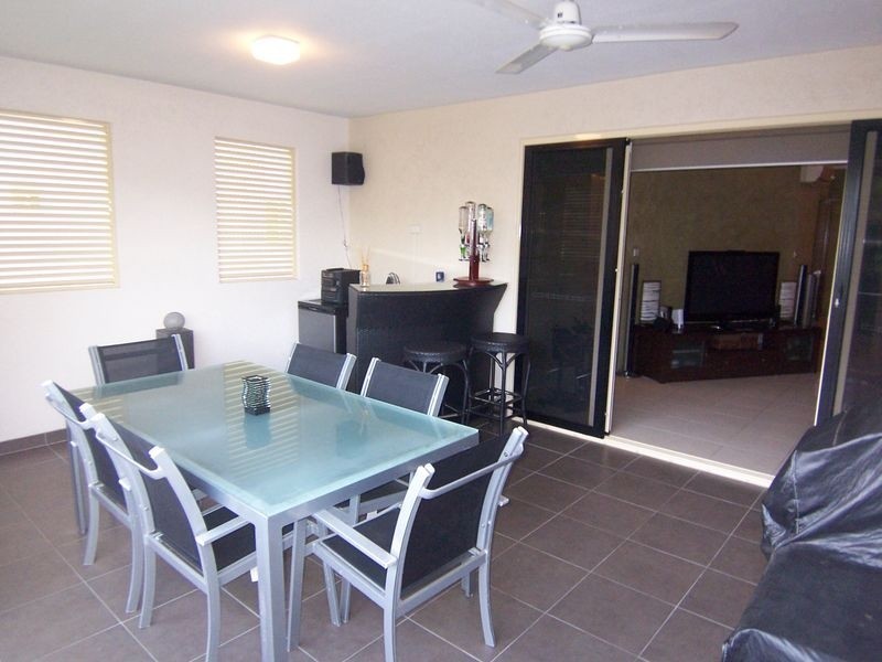17/210 Grafton Street, Cairns North QLD 4870