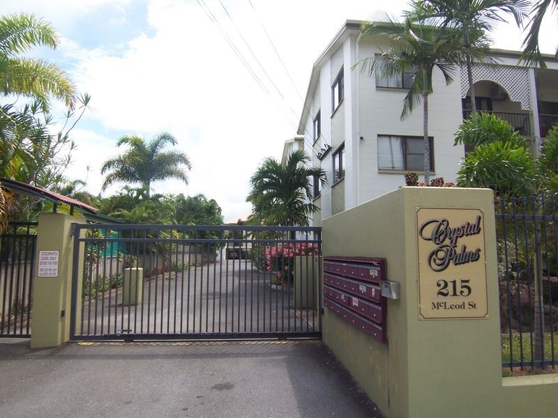 6/215 Mcleod Street, Cairns QLD 4870