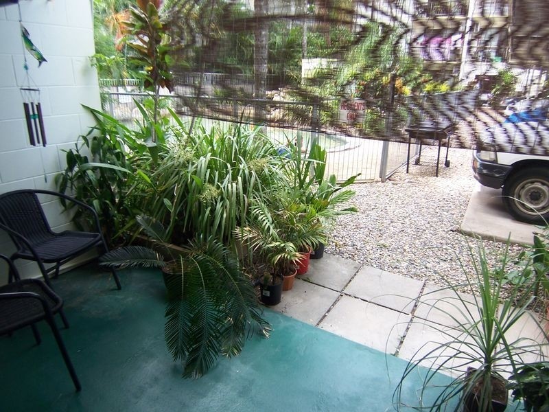 6/215 Mcleod Street, Cairns QLD 4870