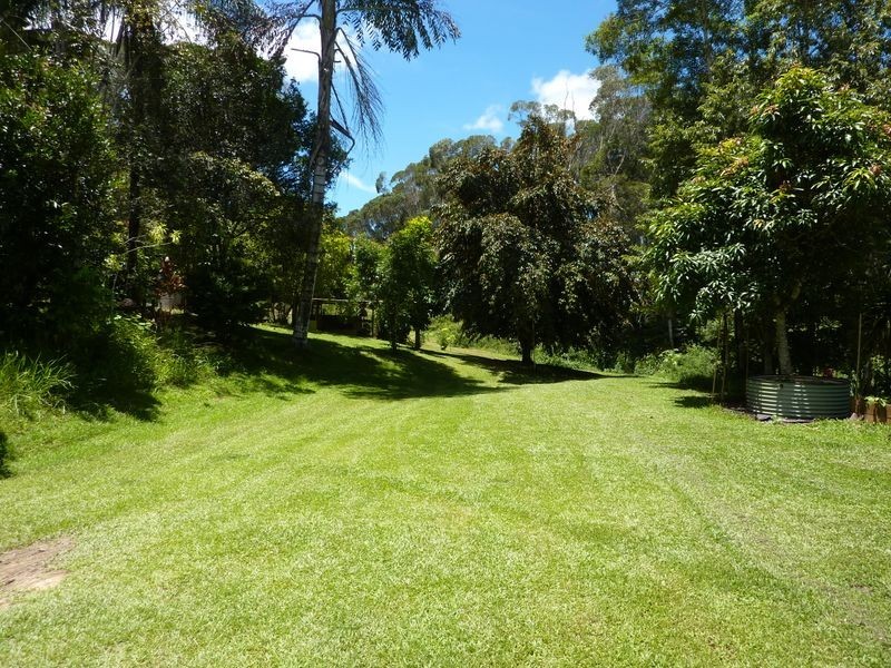 2 Leilas Way, Kuranda QLD 4881