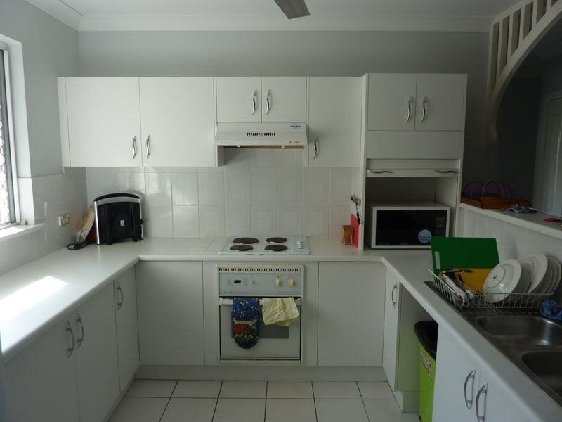 11/158 Mcleod Street, Cairns North QLD 4870