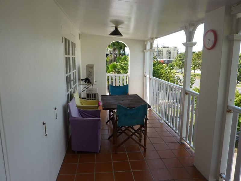 11/158 Mcleod Street, Cairns North QLD 4870
