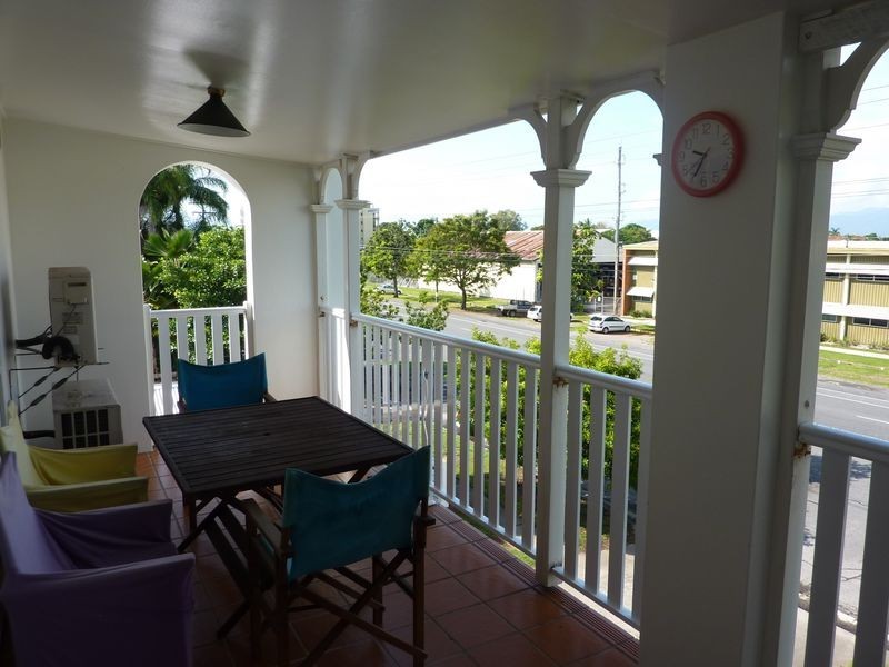 11/158 Mcleod Street, Cairns North QLD 4870