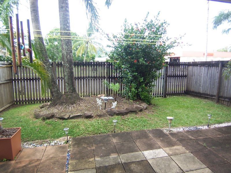 2/29 Pioneer Street, Manoora QLD 4870