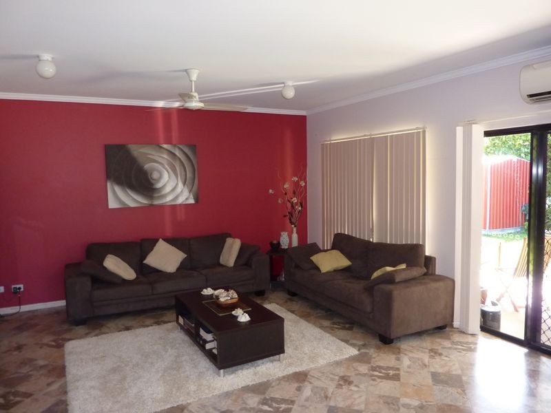 2 Burranong Street, Kewarra Beach QLD 4879