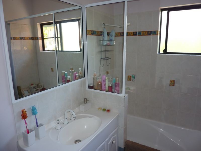 2 Burranong Street, Kewarra Beach QLD 4879