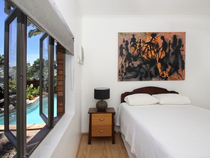 2 Anivas Close, Freshwater QLD 4870