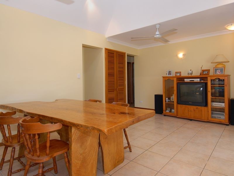 82 James Cook Drive, Kewarra Beach QLD 4879