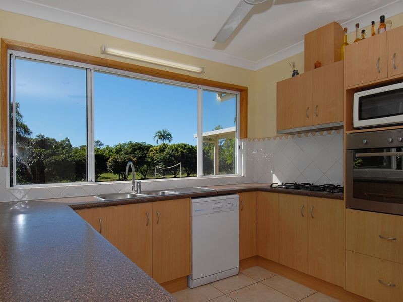 82 James Cook Drive, Kewarra Beach QLD 4879