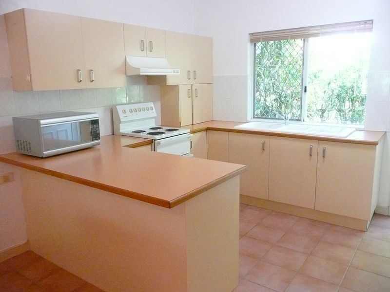 2/34 Springfield Crescent, Manoora QLD 4870