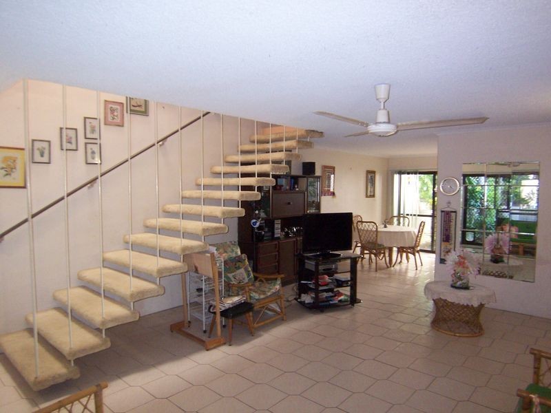 2/16-18 Deauville Close, Yorkeys Knob QLD 4878