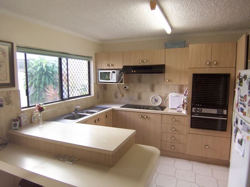 2/16-18 Deauville Close, Yorkeys Knob QLD 4878
