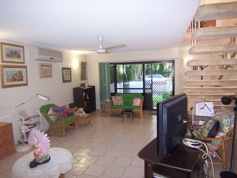 2/16-18 Deauville Close, Yorkeys Knob QLD 4878