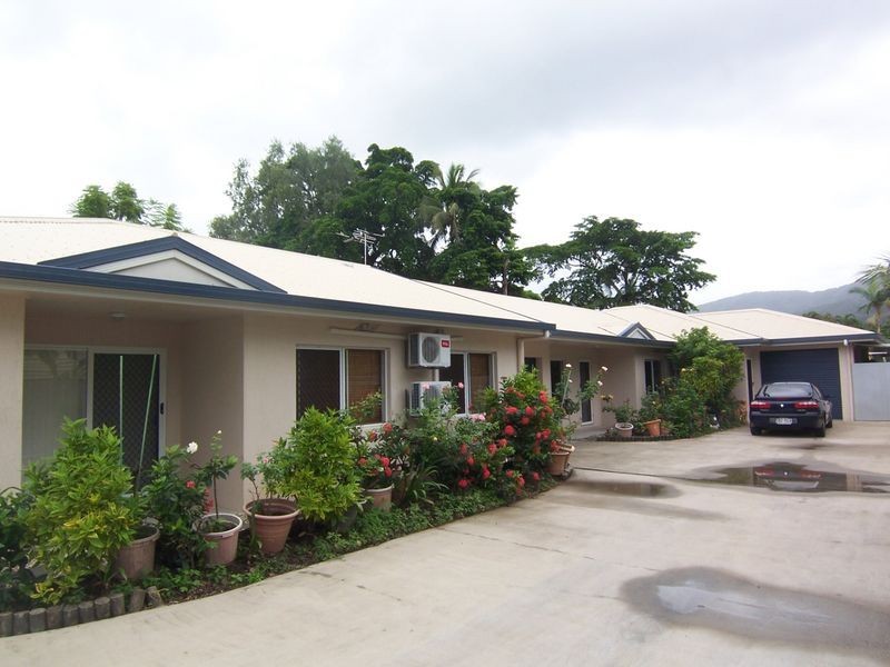77 Hayward Street, Cairns QLD 4870