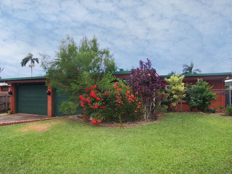 8 Alkoo Close, Bayview Heights QLD 4868