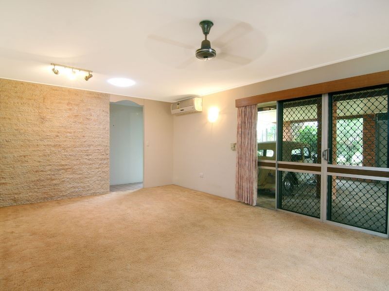 8 Alkoo Close, Bayview Heights QLD 4868