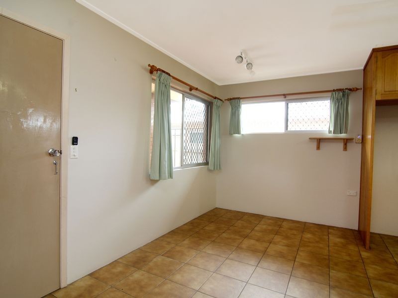 8 Alkoo Close, Bayview Heights QLD 4868