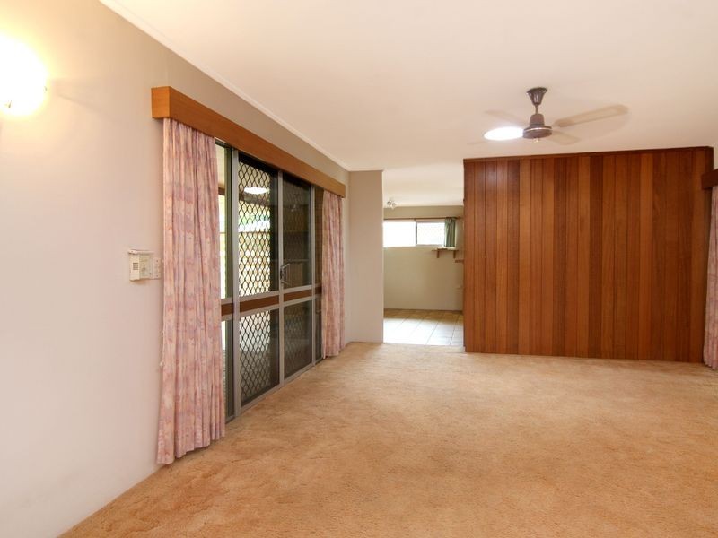 8 Alkoo Close, Bayview Heights QLD 4868