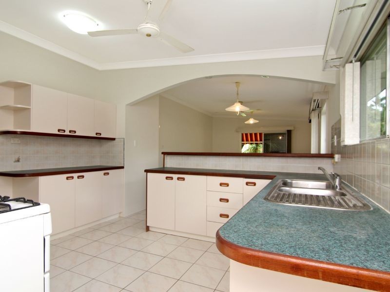 23 Agate Street, Bayview Heights QLD 4868