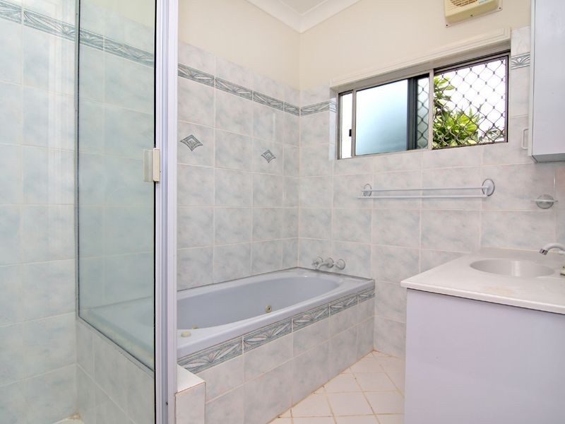 23 Agate Street, Bayview Heights QLD 4868