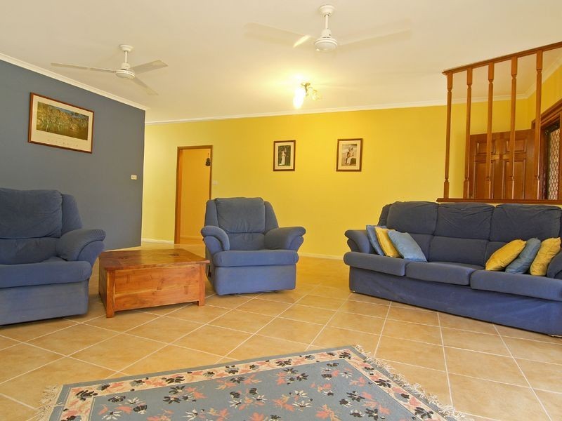 13 Feeley Close, Brinsmead QLD 4870