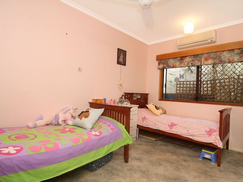 13 Feeley Close, Brinsmead QLD 4870