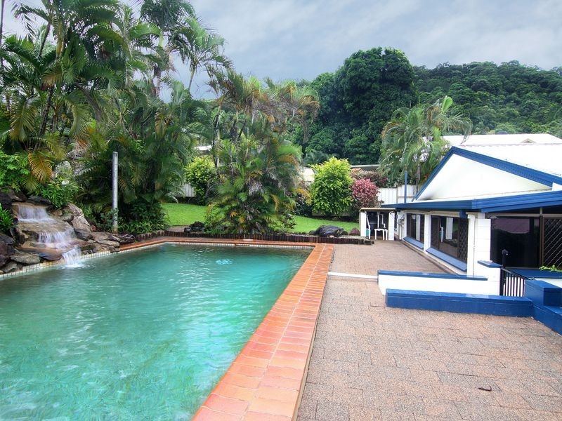 13 Feeley Close, Brinsmead QLD 4870