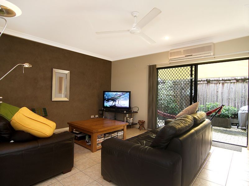 10/24 Old Smithfield Road, Freshwater QLD 4870