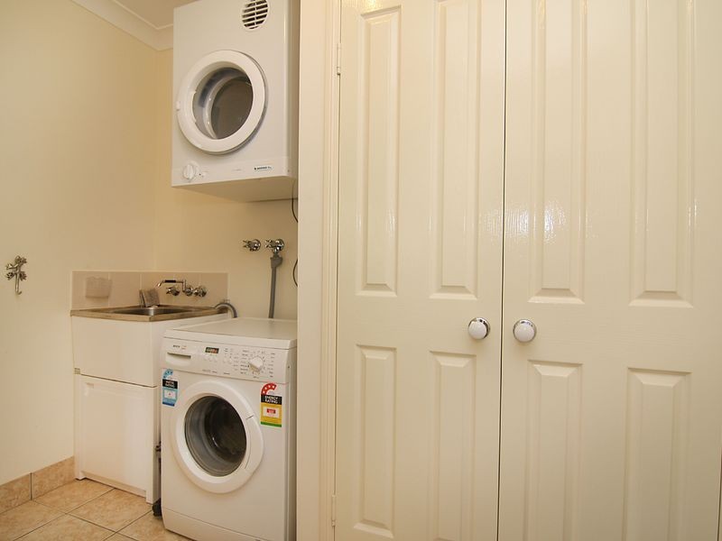 10/24 Old Smithfield Road, Freshwater QLD 4870